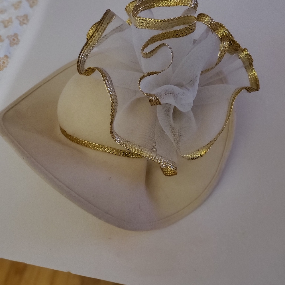 Cream colored women wool hat